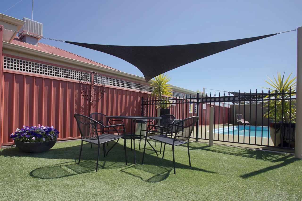 Horsham Country City Motor Inn Exterior photo